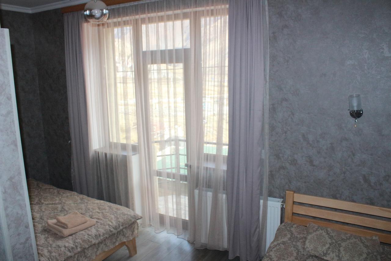 Hotel Gergeti Kazbegi Eksteriør bilde